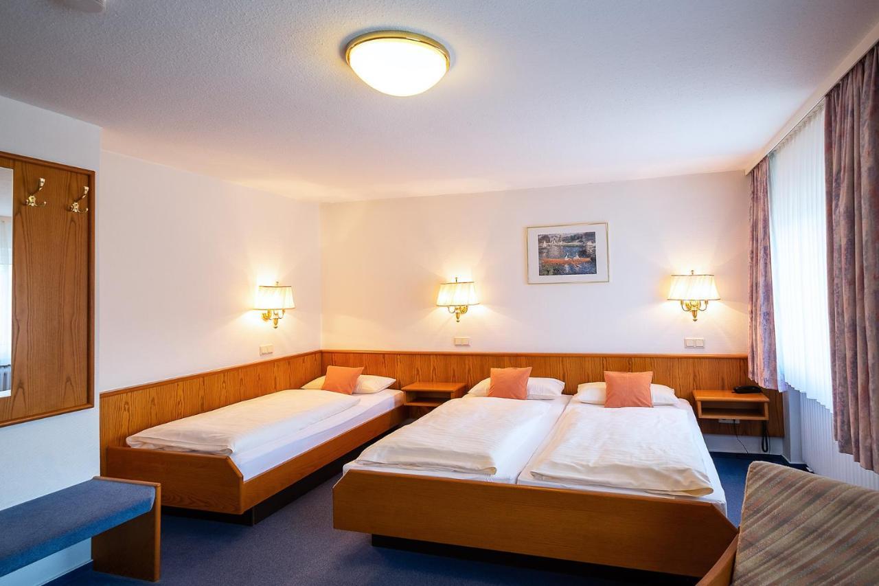Отель Am Steinberg 3*